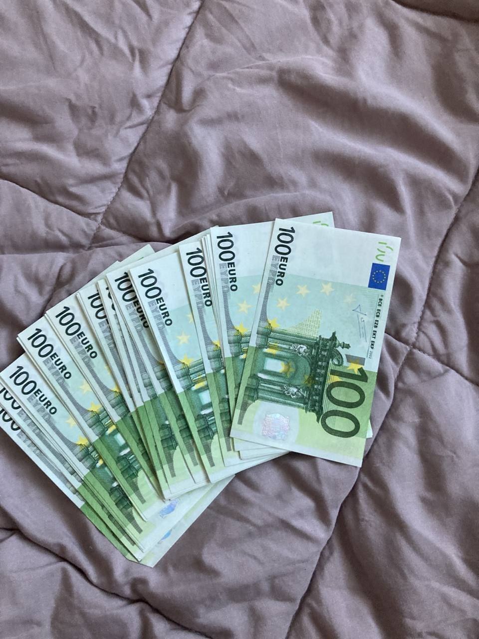 €10 EUR Bills